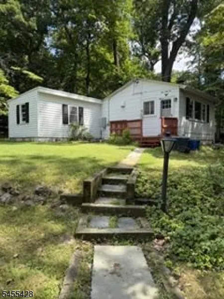 366 Warrenville Rd