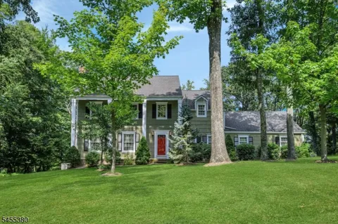 8 High Ridge Rd