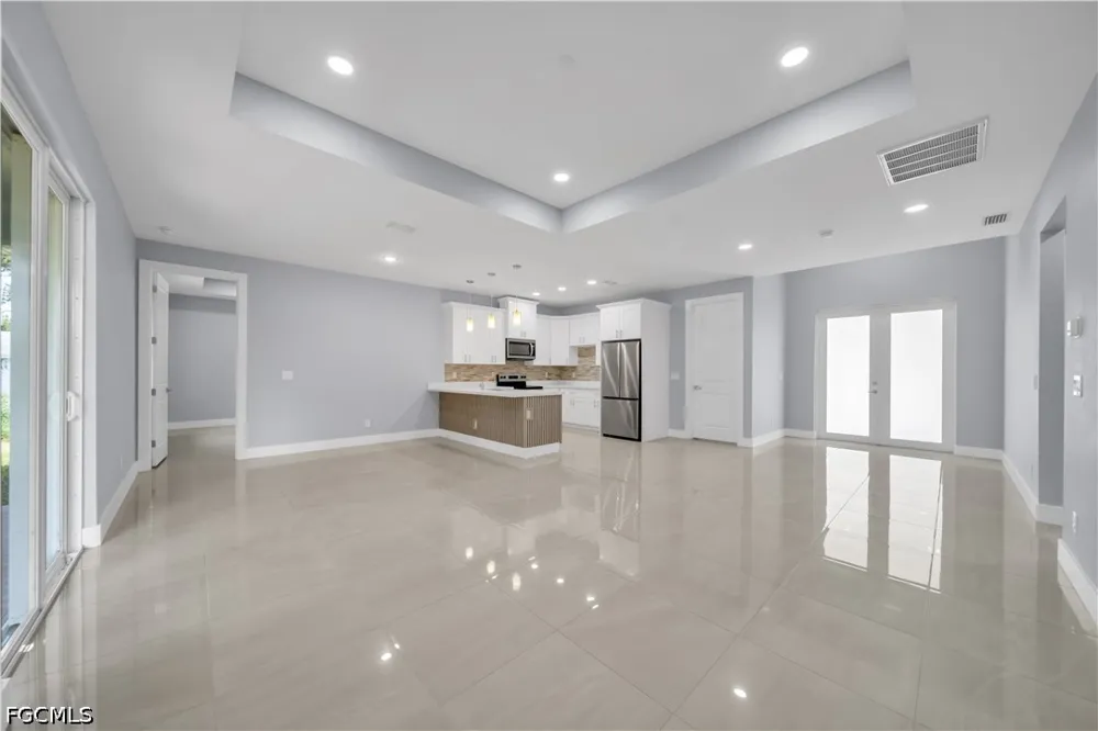 E 7th Street Lehigh Acres, FL 33936