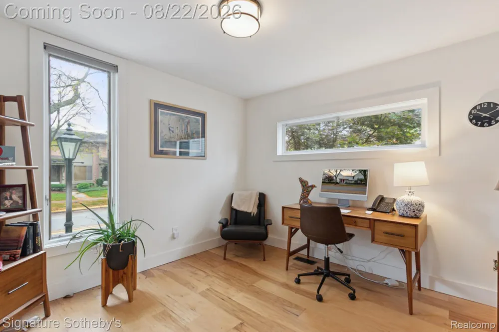 372 W Brown Street Birmingham City, MI 48009
