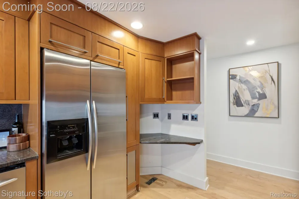 372 W Brown Street Birmingham City, MI 48009