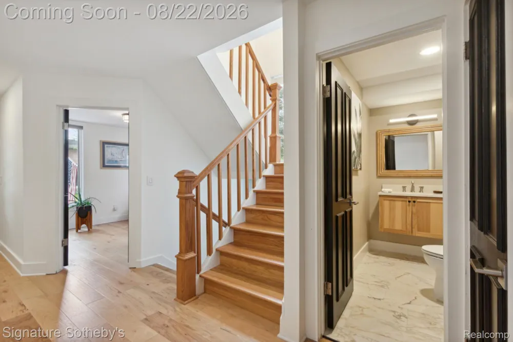 372 W Brown Street Birmingham City, MI 48009