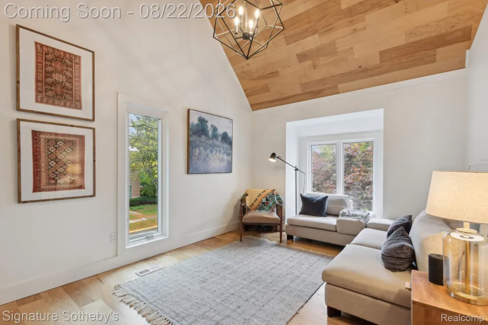 372 W Brown Street Birmingham City, MI 48009