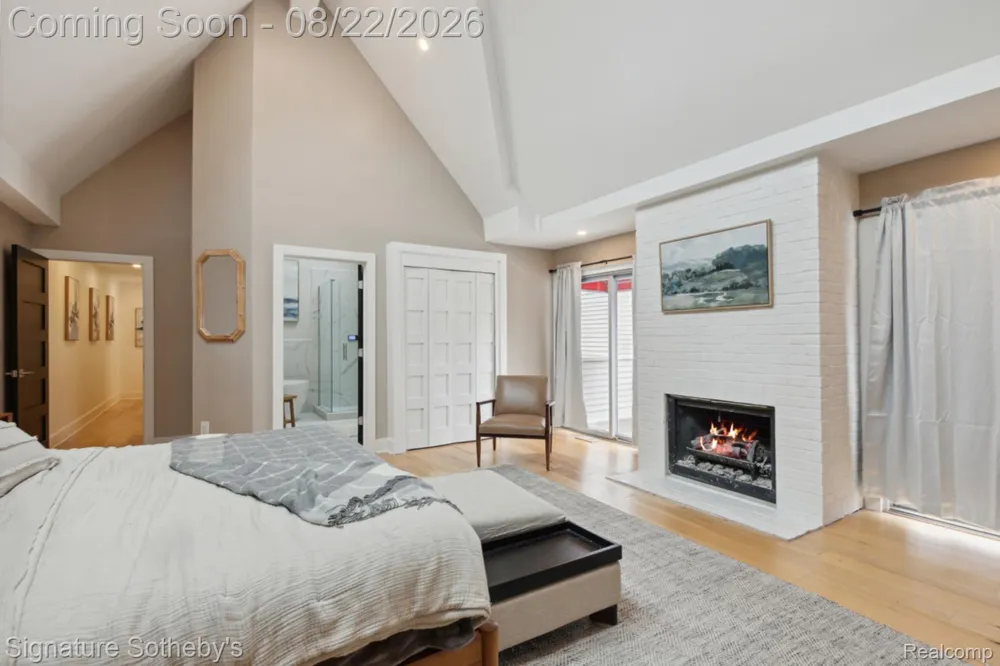 372 W Brown Street Birmingham City, MI 48009