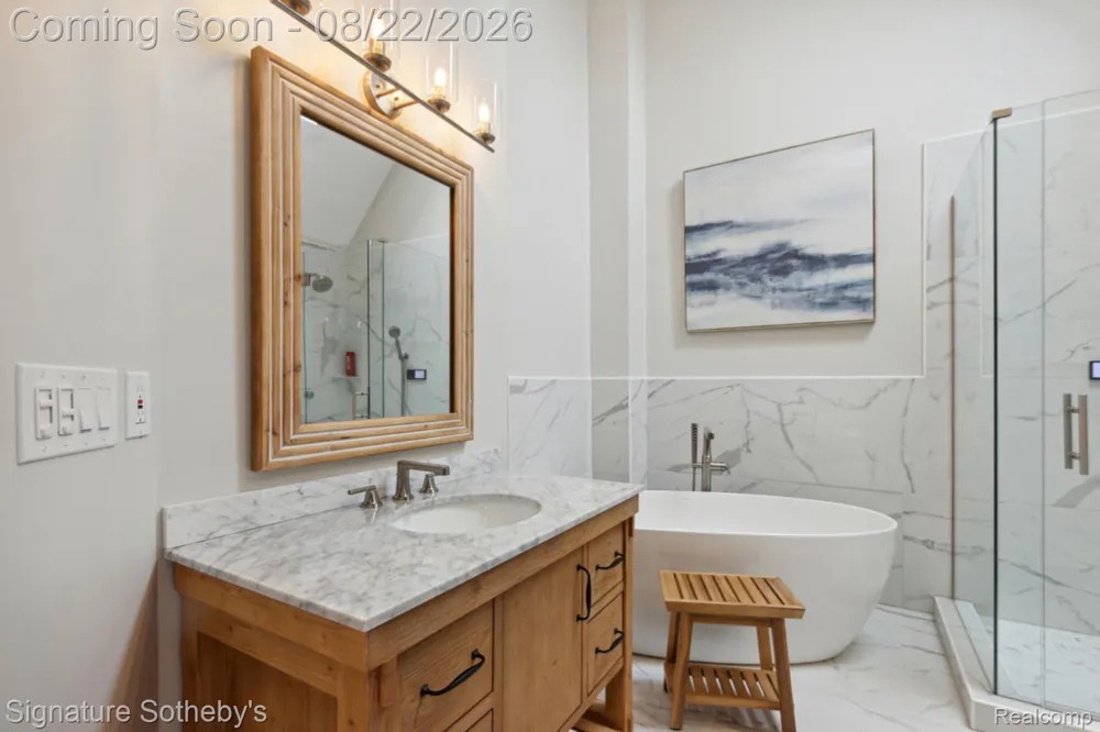372 W Brown Street Birmingham City, MI 48009