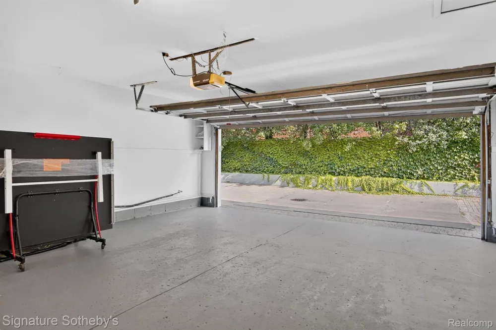 372 W Brown Street Birmingham City, MI 48009