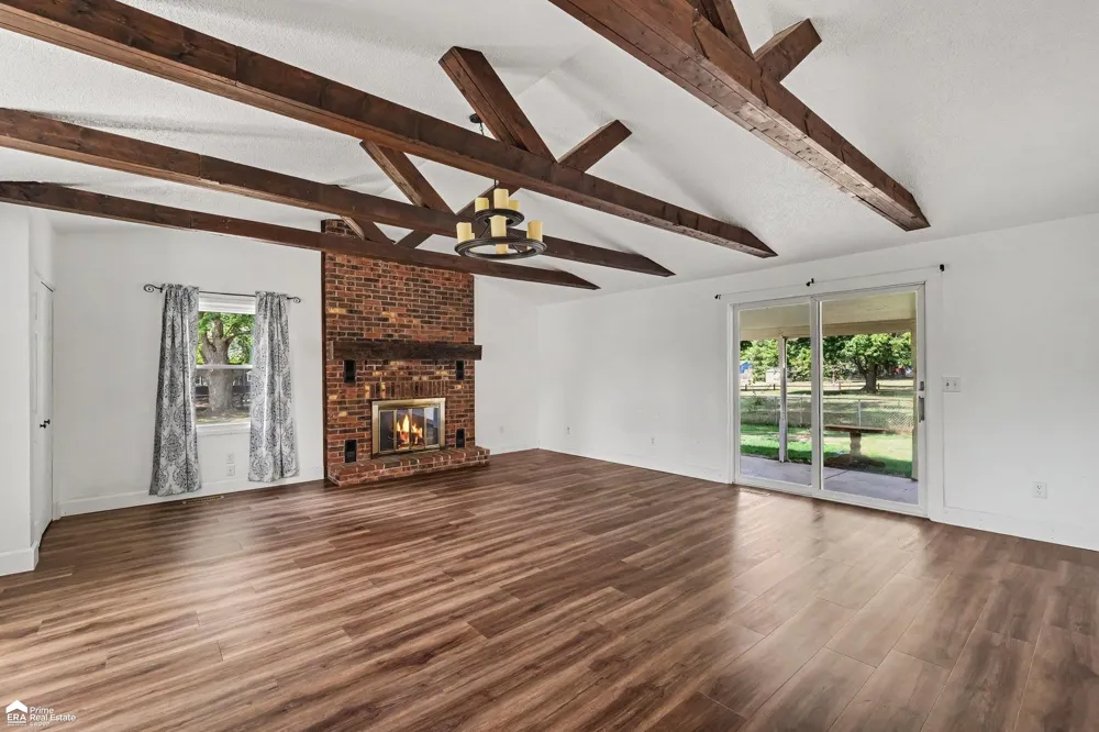 8545 Gallant Fox Trail Flushing Charter Township, MI 48433