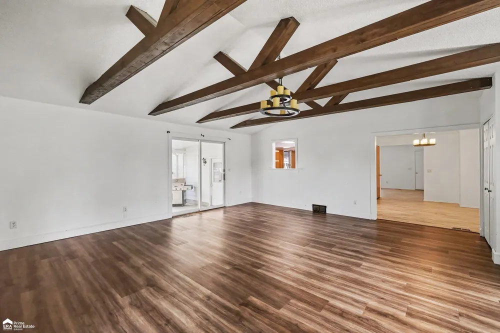8545 Gallant Fox Trail Flushing Charter Township, MI 48433