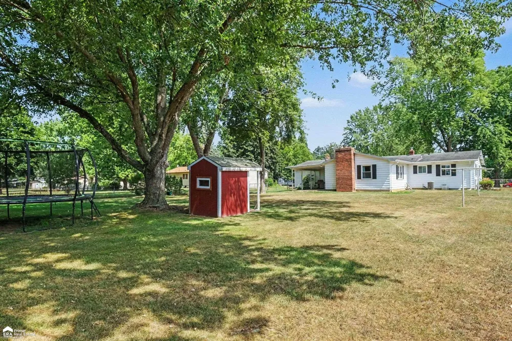8545 Gallant Fox Trail Flushing Charter Township, MI 48433