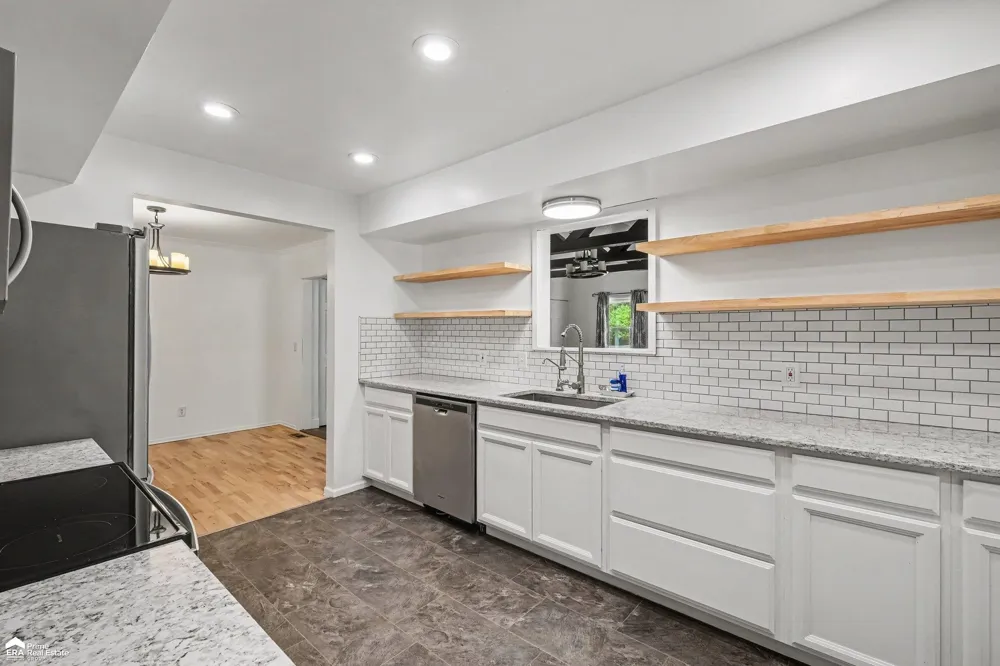 8545 Gallant Fox Trail Flushing Charter Township, MI 48433