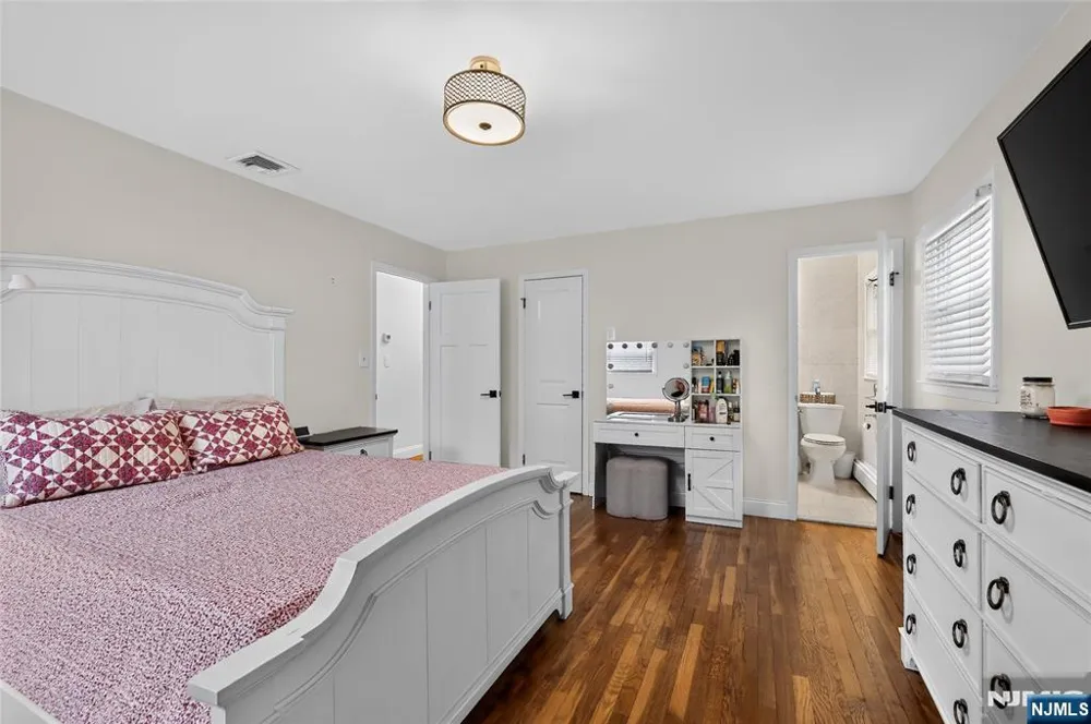 20 Arnold Drive Par-Troy Hills, NJ 07054