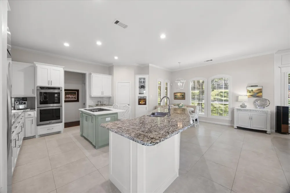 1601 Bay Crest Trail Heath, TX 75032
