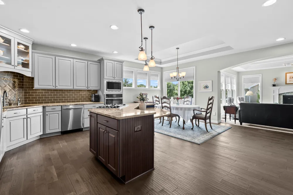 8874 Oak Meadow Cove Portage, MI 49024