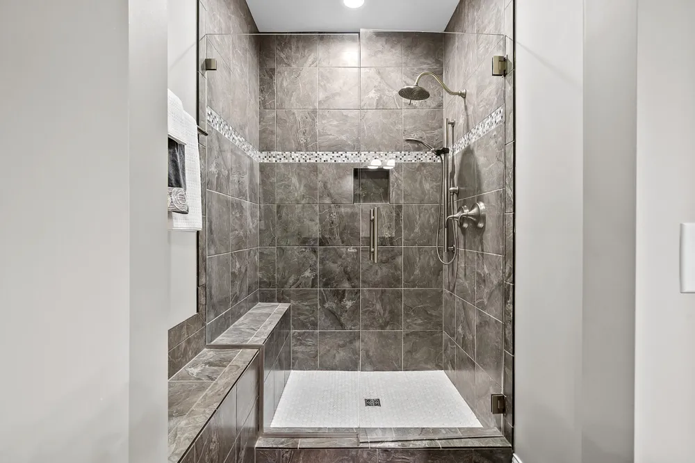 8874 Oak Meadow Cove Portage, MI 49024