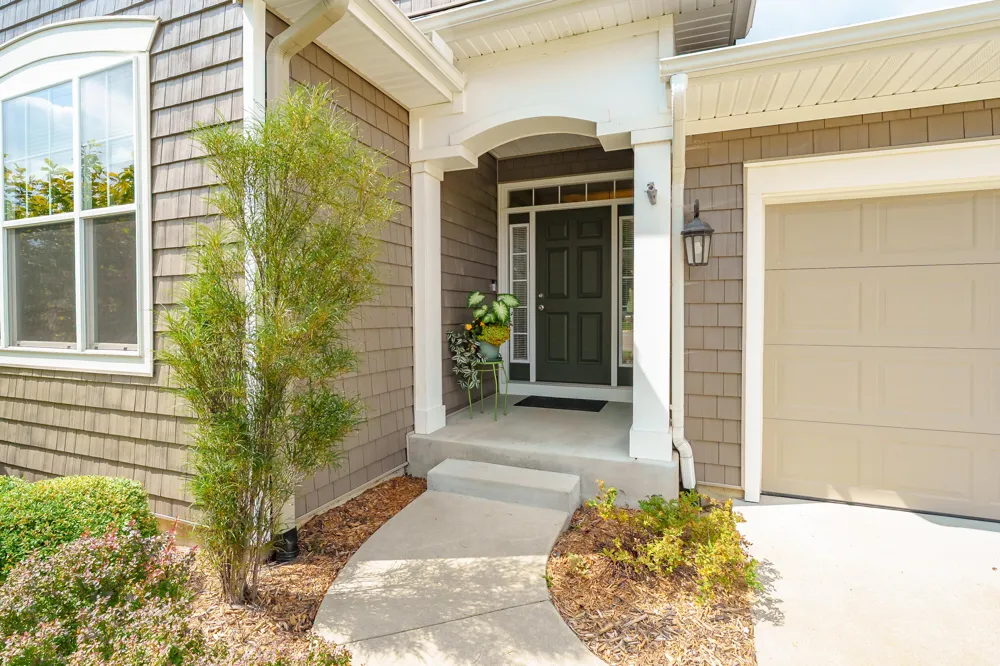 8874 Oak Meadow Cove Portage, MI 49024