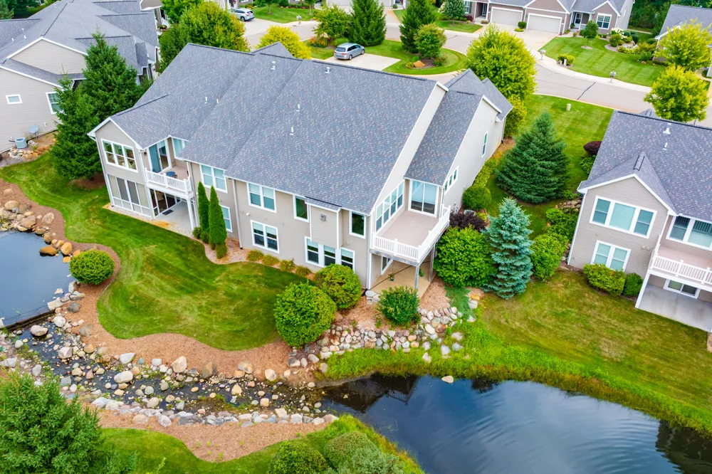 8874 Oak Meadow Cove Portage, MI 49024