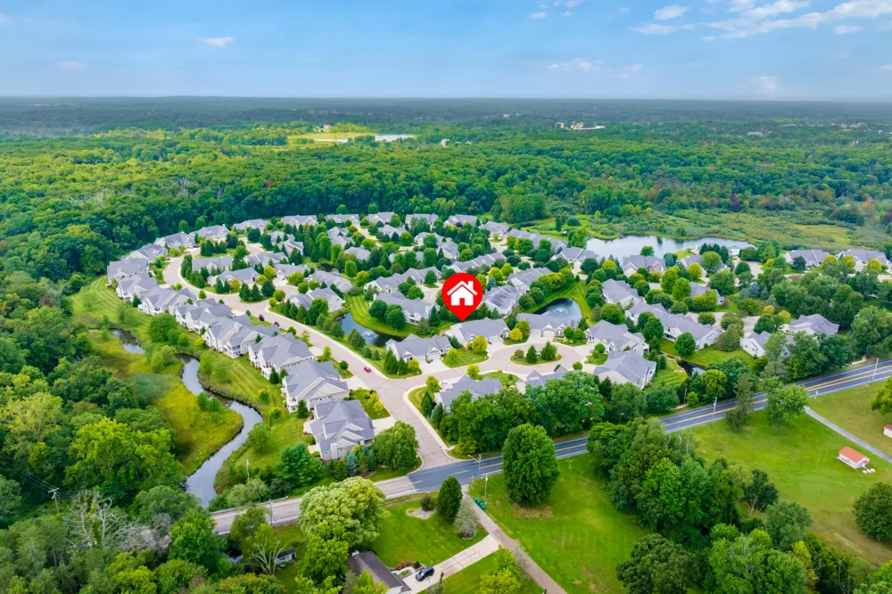 8874 Oak Meadow Cove Portage, MI 49024