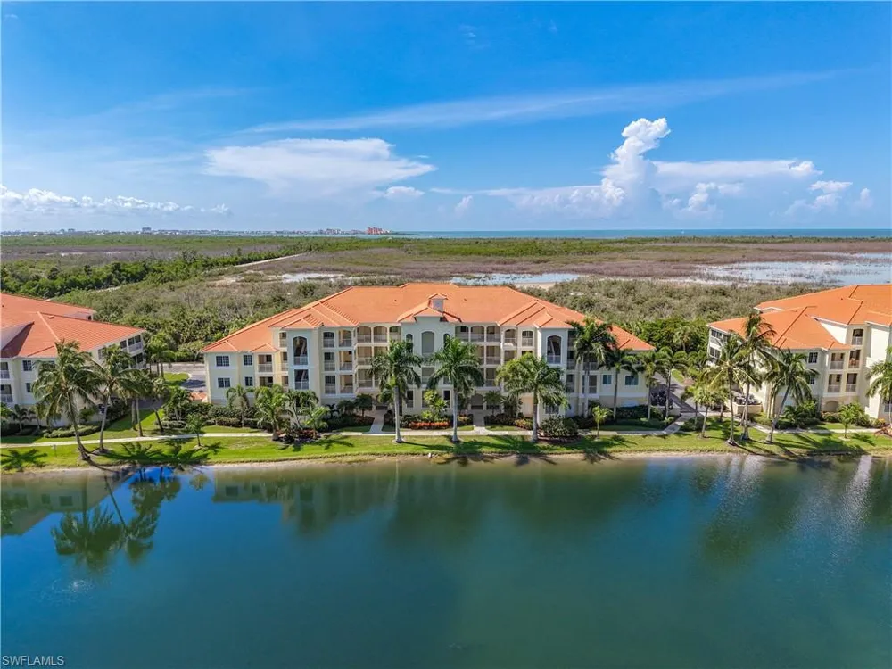 20061 Sanibel View Circle #203 Fort Myers, FL 33908