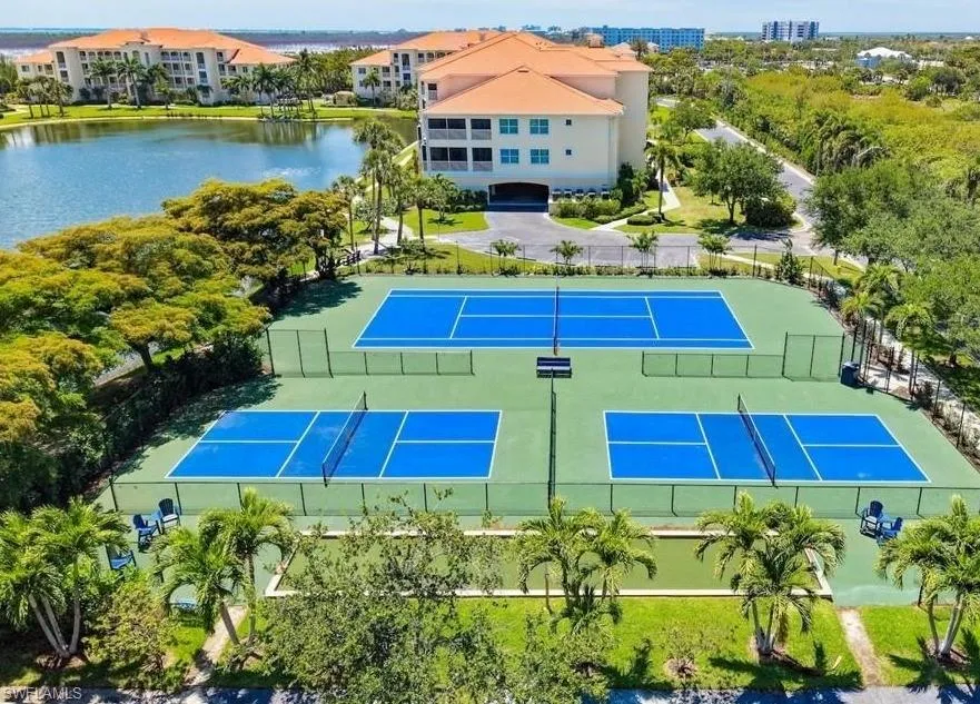 20061 Sanibel View Circle #203 Fort Myers, FL 33908