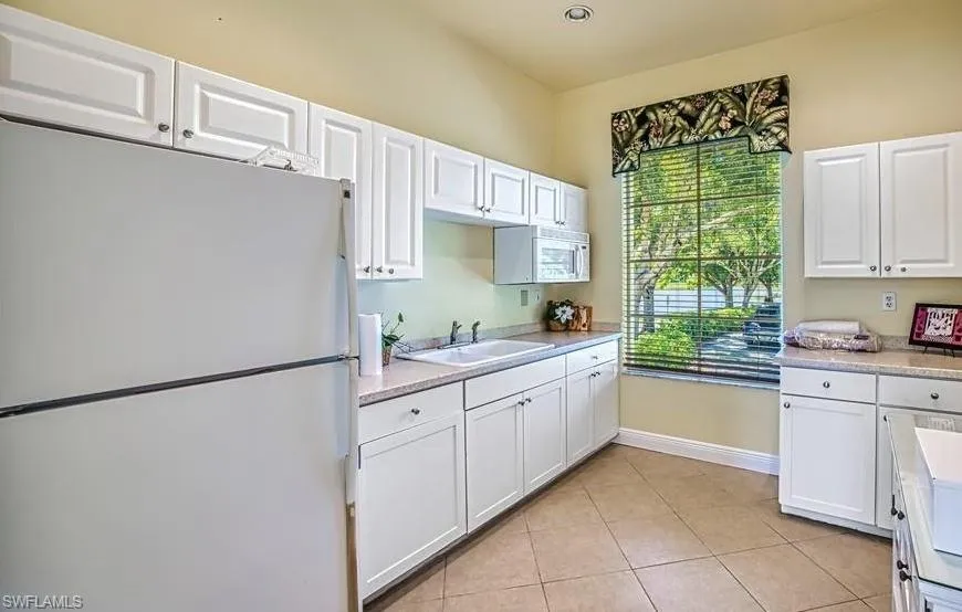 20061 Sanibel View Circle #203 Fort Myers, FL 33908