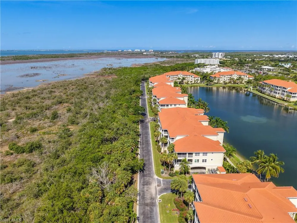 20061 Sanibel View Circle #203 Fort Myers, FL 33908