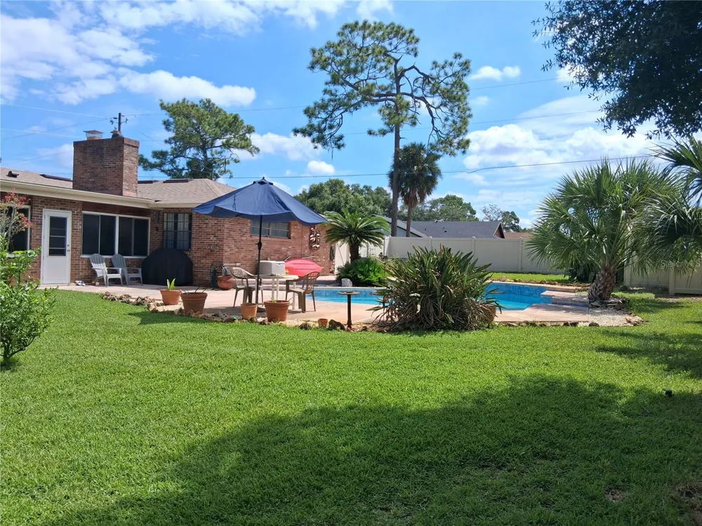400 W ORANGE STREET Altamonte Springs, FL 32714