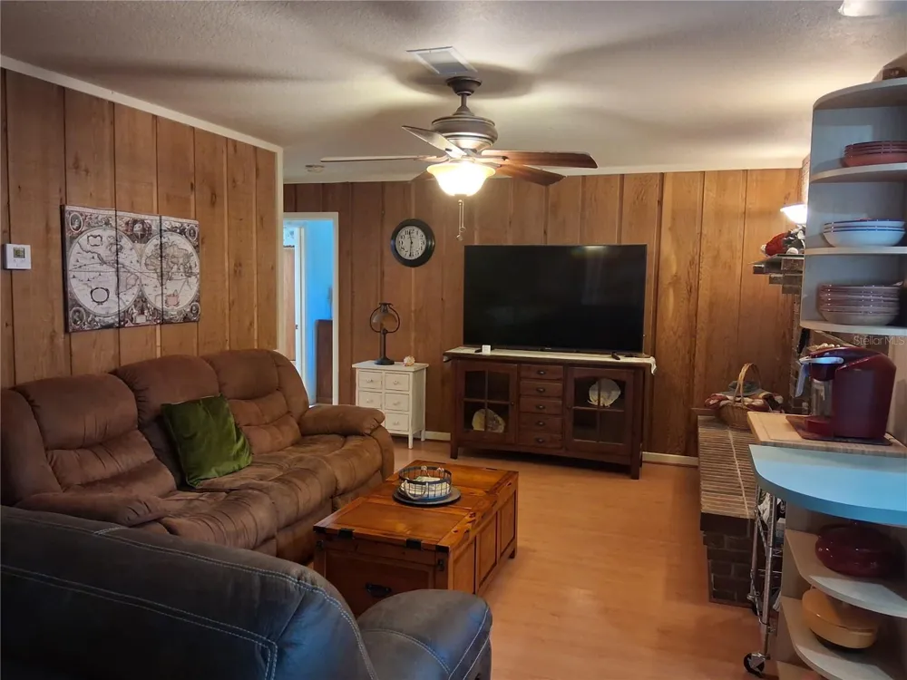 400 W ORANGE STREET Altamonte Springs, FL 32714