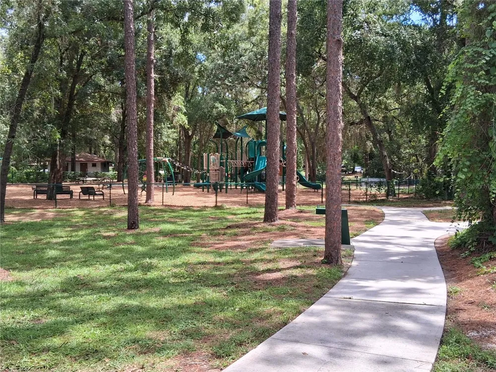 400 W ORANGE STREET Altamonte Springs, FL 32714