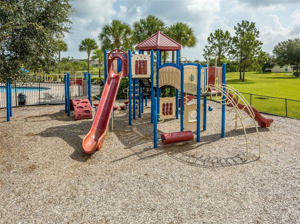 12226 FAIRLAWN DRIVE Riverview, FL 33579