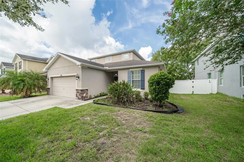 12226 FAIRLAWN DRIVE Riverview, FL 33579