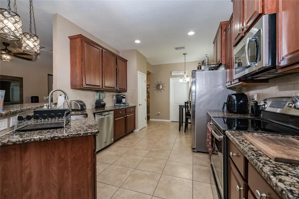 12226 FAIRLAWN DRIVE Riverview, FL 33579