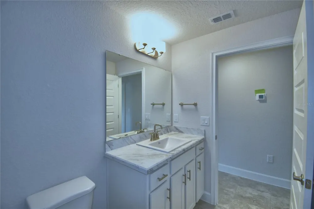 4620 CALAMINT LANE Auburndale, FL 33823