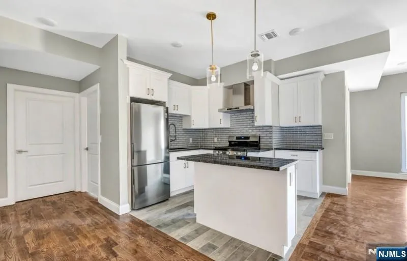 318 Dixon Avenue 202 Paterson, NJ 07501