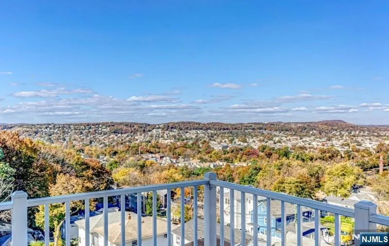 318 Dixon Avenue 202 Paterson, NJ 07501