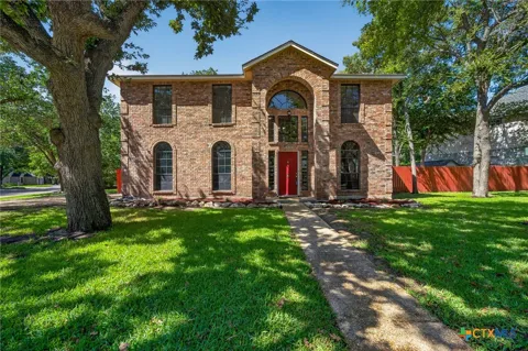 2326 Oak Castle