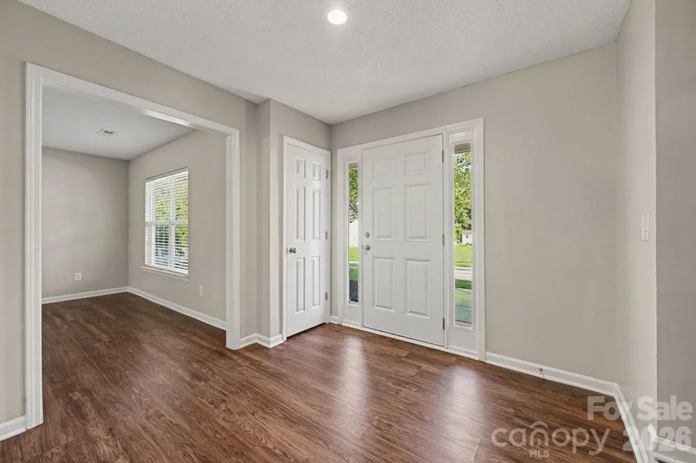 11008 Padderborn Court Charlotte, NC 28215