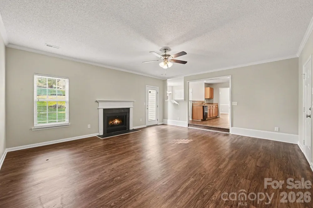11008 Padderborn Court Charlotte, NC 28215