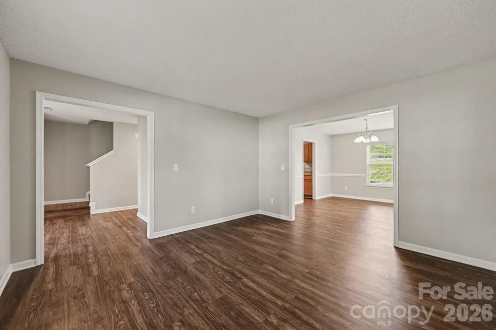 11008 Padderborn Court Charlotte, NC 28215