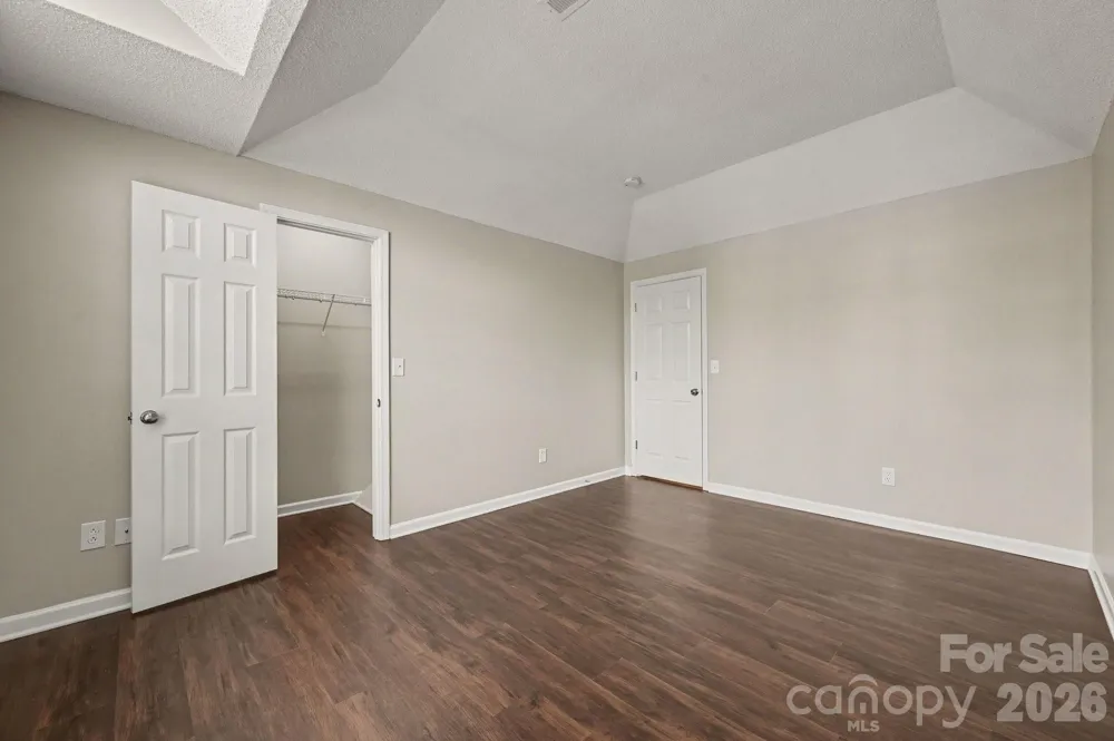 11008 Padderborn Court Charlotte, NC 28215