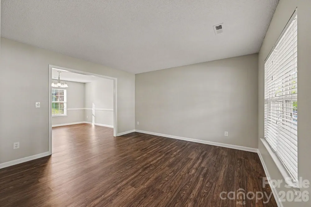 11008 Padderborn Court Charlotte, NC 28215