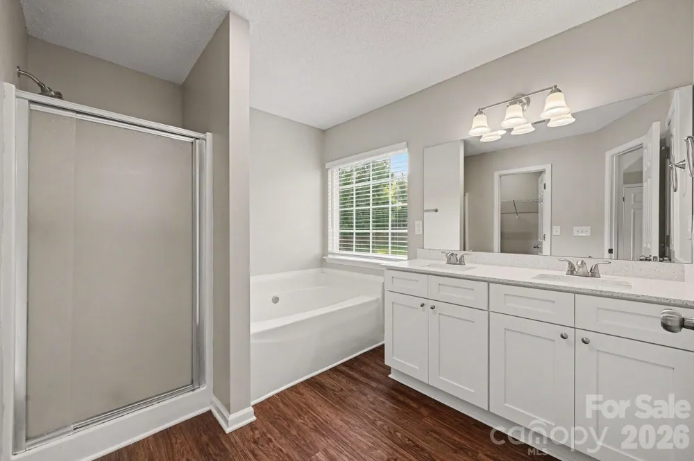 11008 Padderborn Court Charlotte, NC 28215