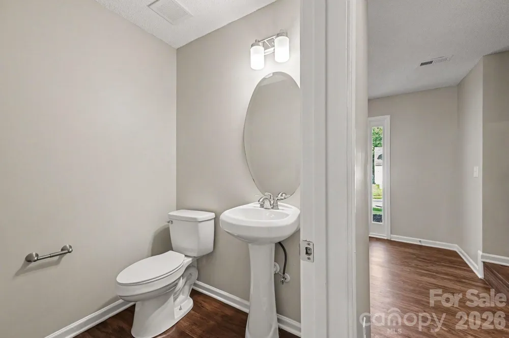 11008 Padderborn Court Charlotte, NC 28215
