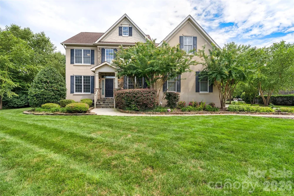 5040 Groves Edge Lane Waxhaw, NC 28173