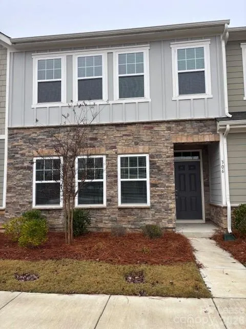 306 Sagecroft Lane