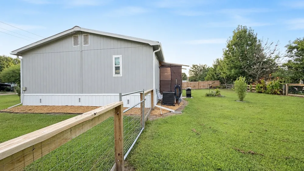 852 Cheyenne Quitman, TX 75783