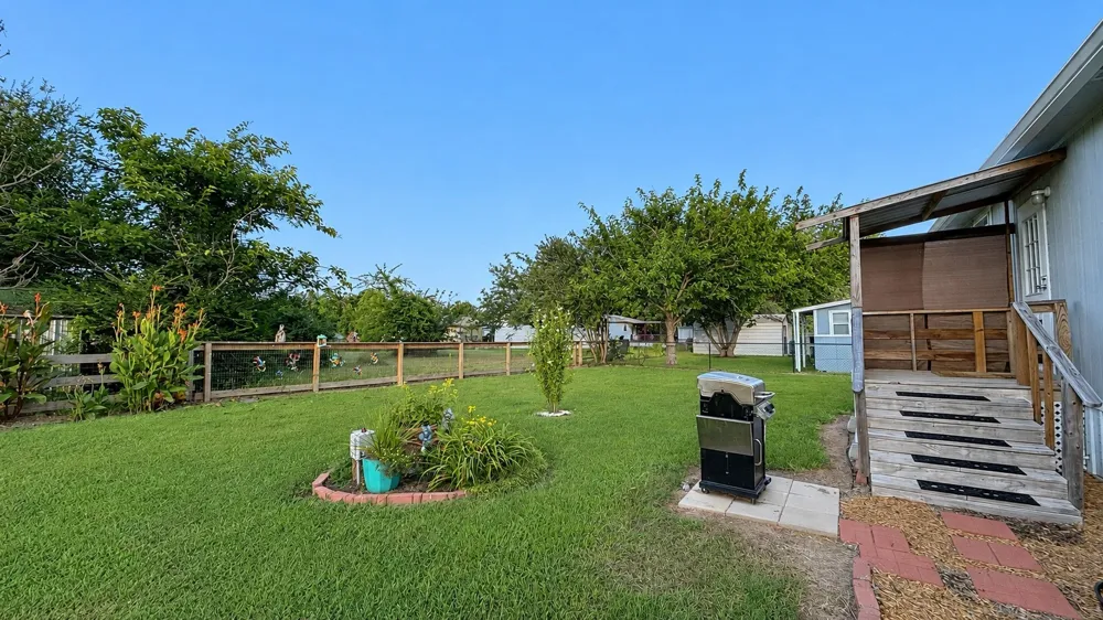852 Cheyenne Quitman, TX 75783