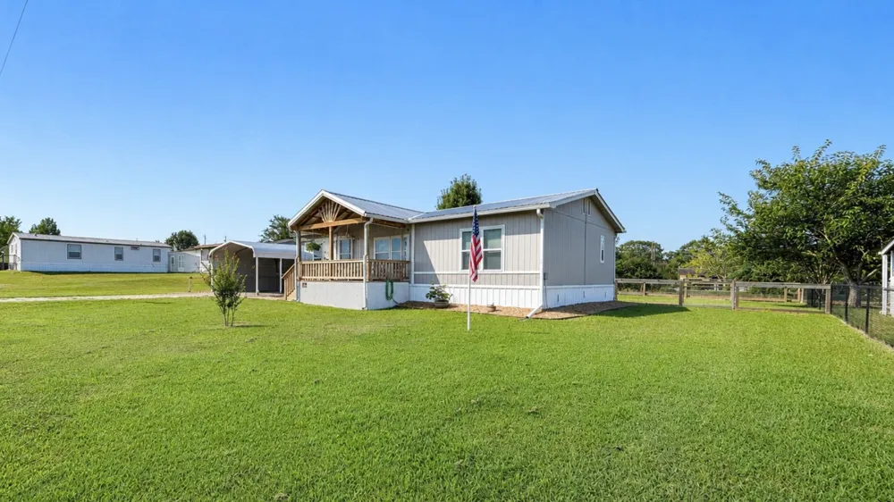 852 Cheyenne Quitman, TX 75783