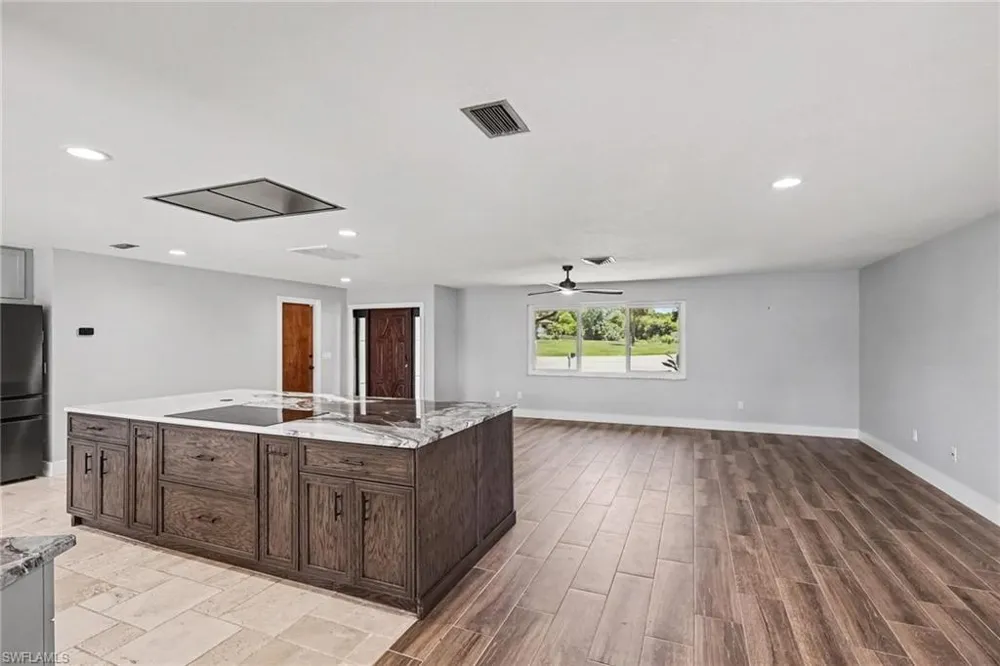 18071 Traverse Drive Alva, FL 33920