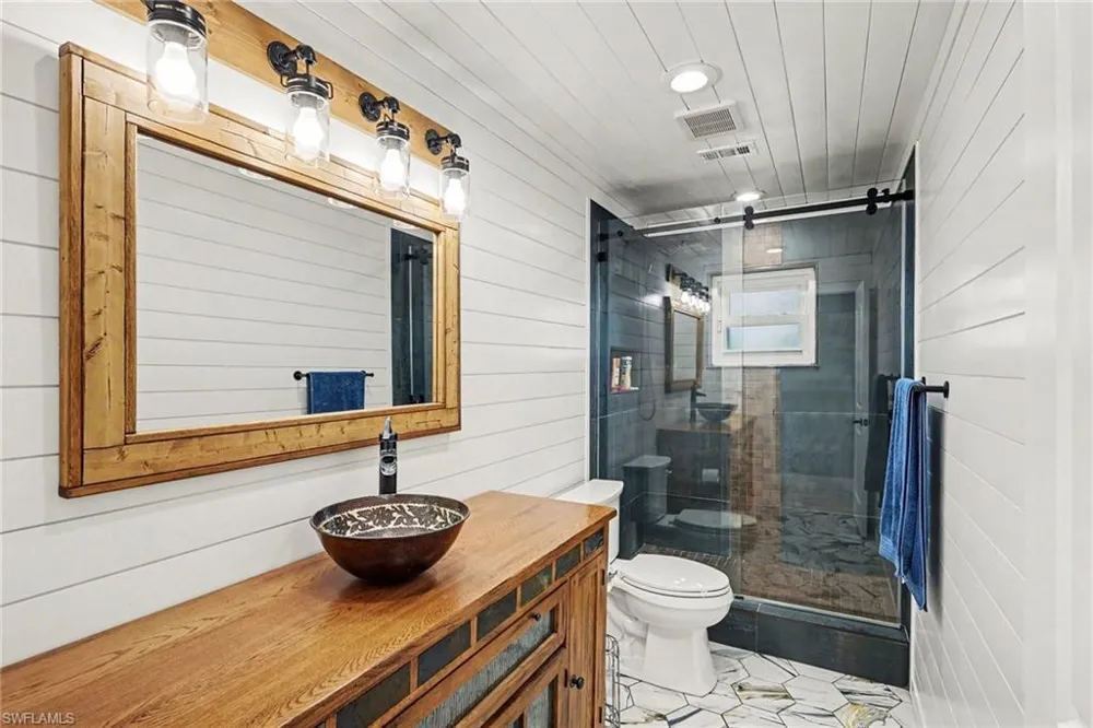 18071 Traverse Drive Alva, FL 33920