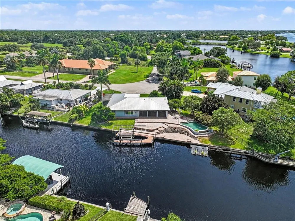 18071 Traverse Drive Alva, FL 33920